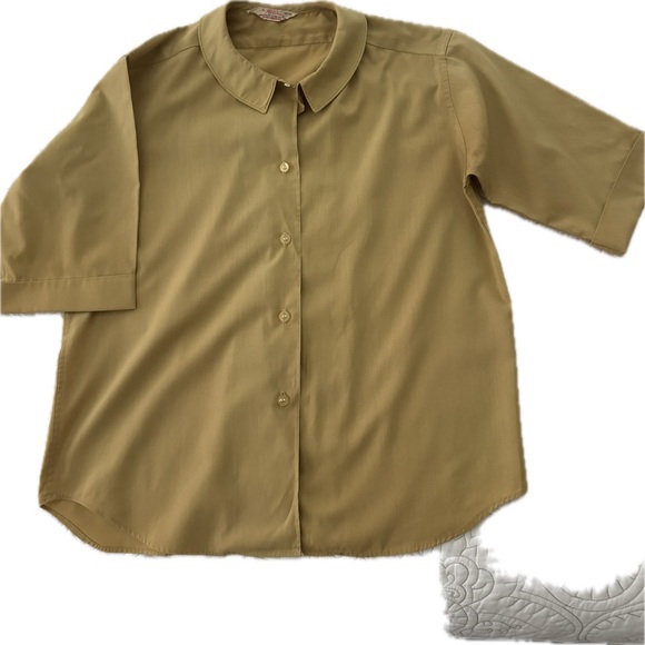 Vintage woman’s shirt Peter Pan collar - Picture 1 of 3